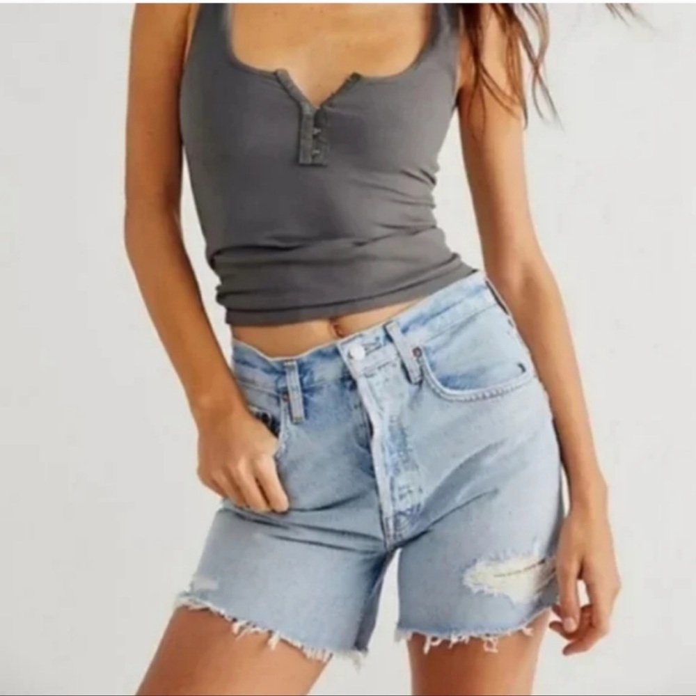 AGOLDE - High Rise Slim Riley Shorts in Groove